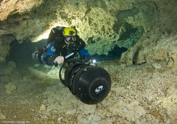 John Katerenchuk scooters about 2300' feet into Jackson Blue cave system, using his HammerMeg.