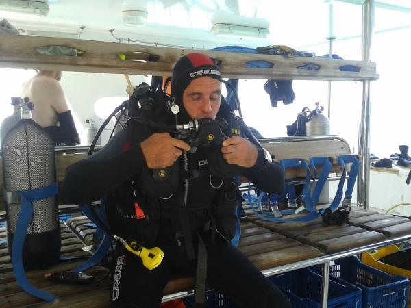 Khaled Zaki Pre breath  before dive Rebreather MK6