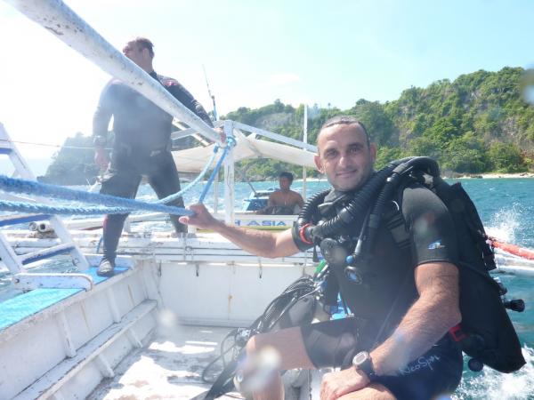 Khaled Zaki Ready to dive   Portugalera